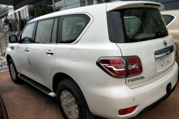 18款日产途乐Y62中东版4.0造就顶尖越野天津保税现车优惠促销