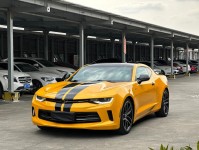 18款大黄蜂科迈罗2.0T自动1LT硬顶RS科技包个性跑车大马力出袭