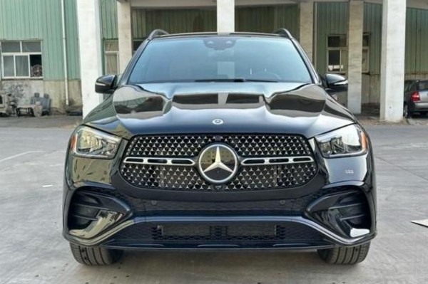 18款奔驰GLE400美版雷测防碰撞高科技天津港特价出售大量现货