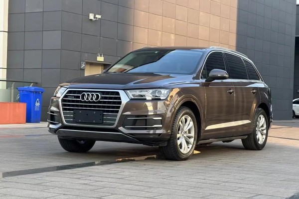 18款奥迪Q7现车手续齐十足越野车很霸气奥迪Q7加版3.0T优惠