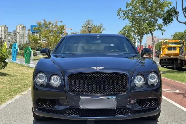 18款宾利V8S4.0T五座配置奢华老板座驾动力澎湃双拼限量版降价