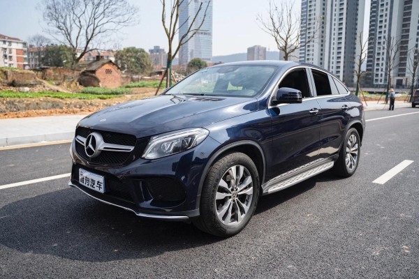 18款奔驰GLE400加版天津港现车促销奔驰GLE400舒适度最高SUV