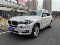 18款宝马X5中东版轿车的豪华以及恬静感配置参数港口现车报价