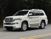 18款丰田酷路泽4000全面升级性价比提升丰田酷路泽4000中东版SUV