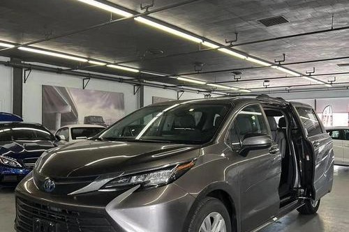 18款四驱丰田塞纳XLE配置全国最低价格丰田塞纳最新报价图解