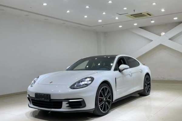 18款保时捷帕拉梅拉时尚跑车优惠不断天津港口优惠促销最低价