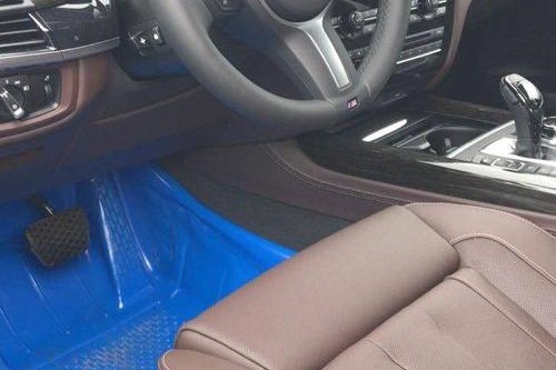 18款宝马X5中东版大豪华包Nappa座椅包奠定了公路SUV的霸主地位