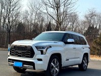 18款丰田红杉5700 V8新款配置价格108万起售