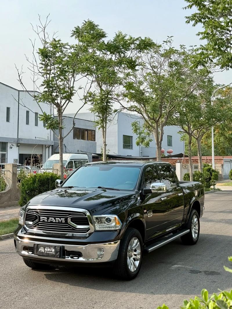 17款平行进口道奇公羊长角号RAM1500限量版加版现车多少钱