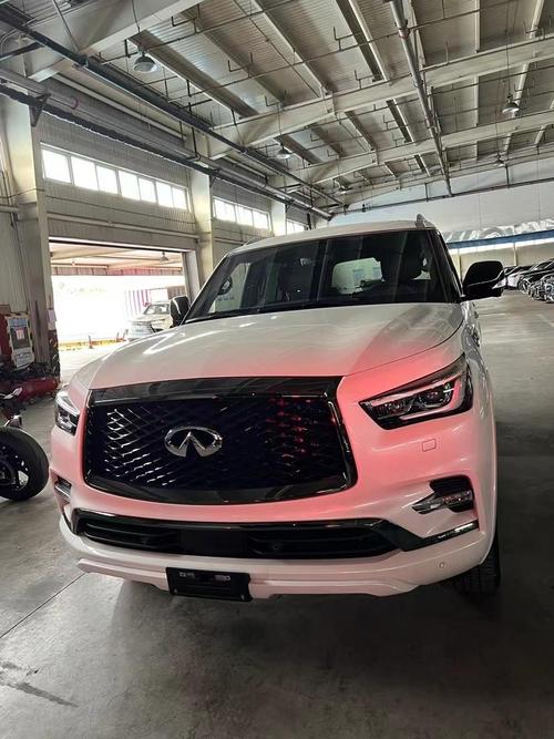 17款英菲尼迪QX80中东版5.6L油耗是多少 天津店内报价多少