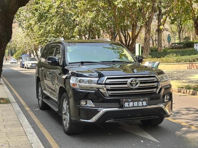 18款中东版丰田兰德酷路泽5700陆巡VXS精巧加倍天津端午降价