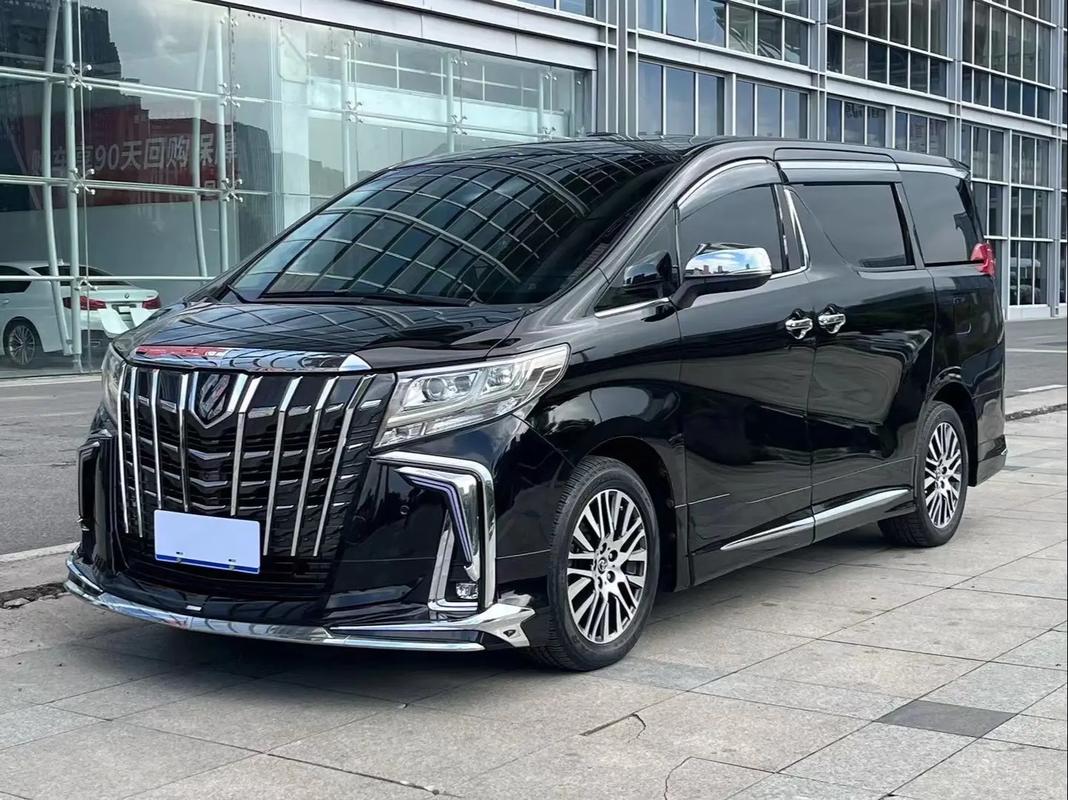 18款丰田埃尔法高低配最新价格丰田埃尔法现车详细配置解析