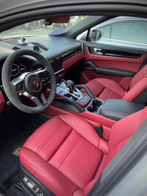 18款保时捷卡宴铂金版稳中求进最新车辆内饰强劲动力外观详解