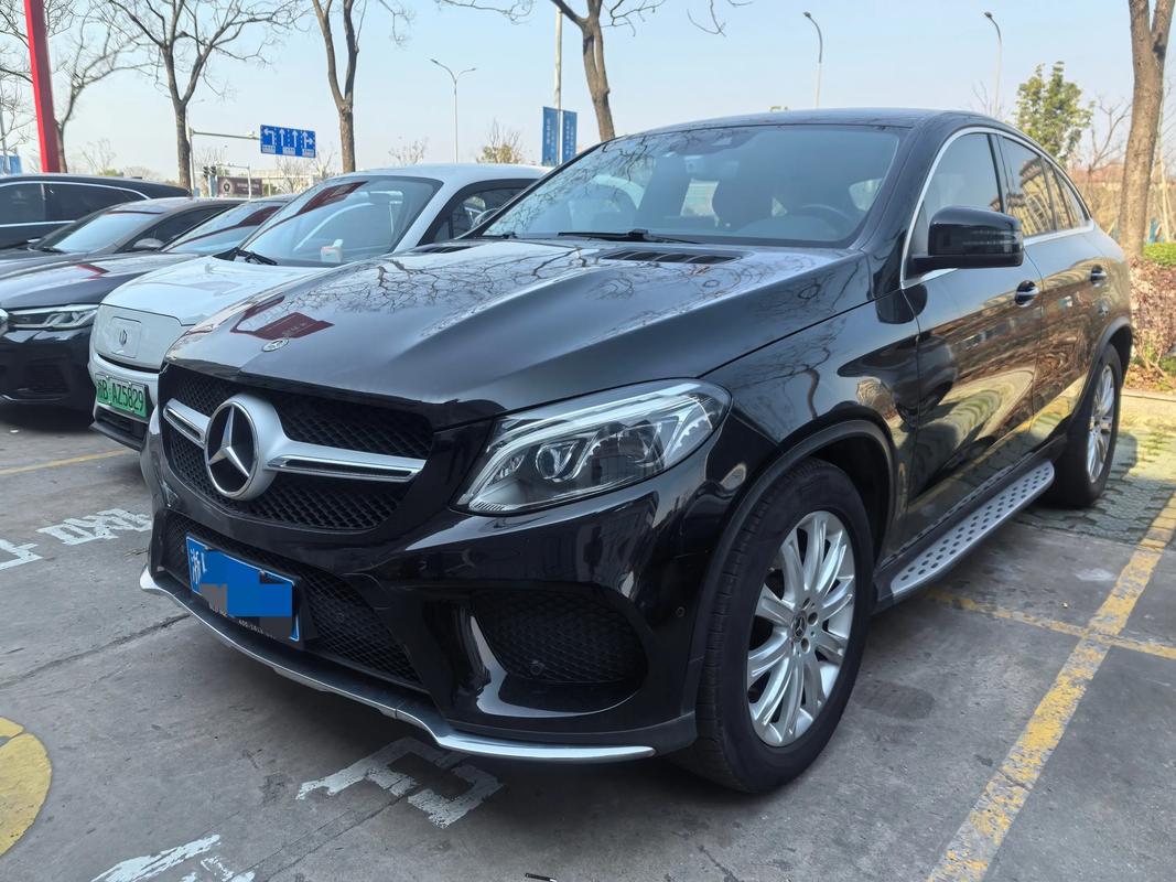 18款加版奔驰GLE43高配现车图解配置详情颜色齐全天津港巨献