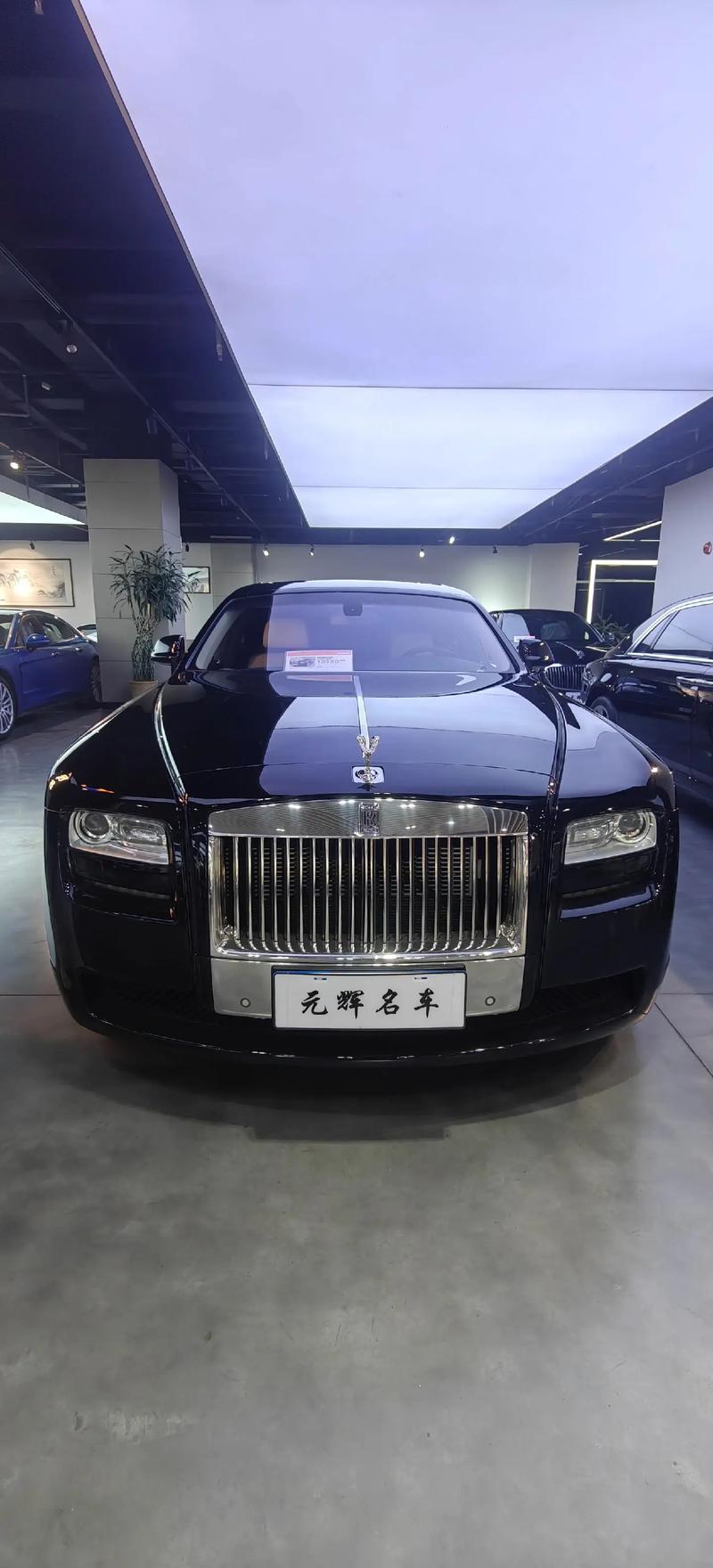 18款劳斯莱斯古斯特加长版贵族风范高端大气天津现车报价配置