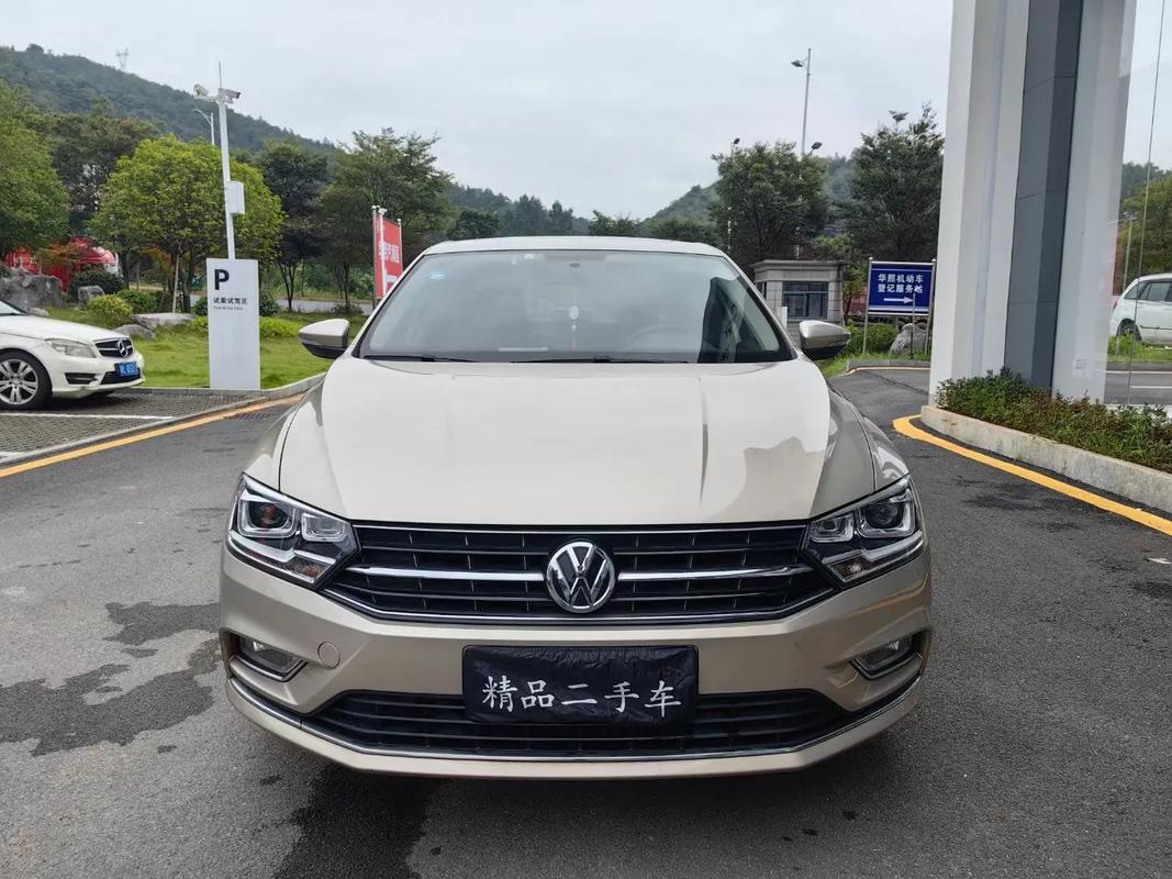 18款大众宝来1.5L裸车降价限时促销新款大众宝来北京最低多少