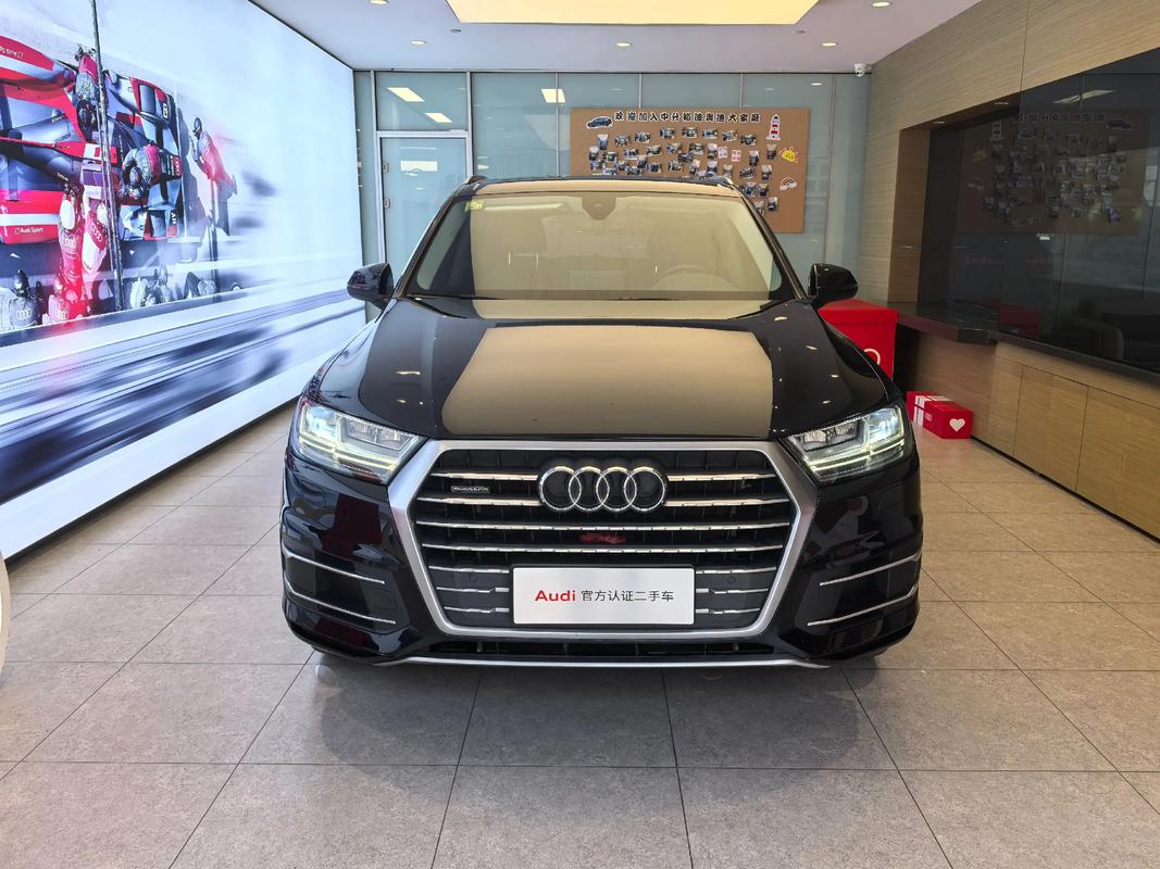 18款奥迪Q7新配置新行情超值促销中加版科技版高配奥迪Q7优惠