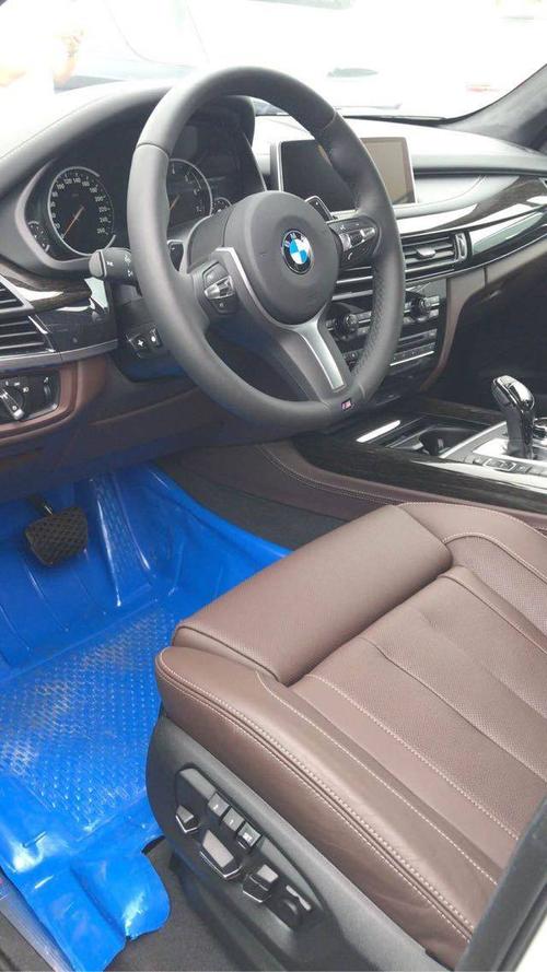 18款宝马X5中东版大豪华包Nappa座椅包奠定了公路SUV的霸主地位