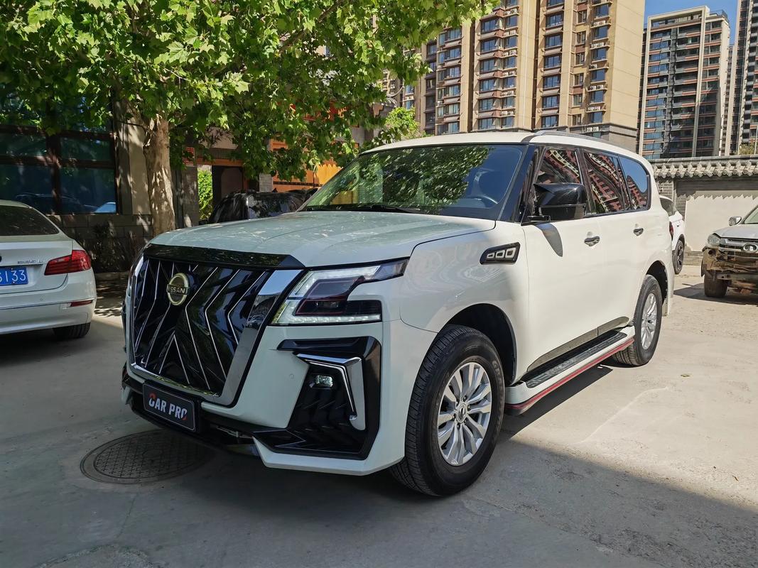 18款日产尼桑途乐堪称越野典范配置报价新中东版日产途乐4.0