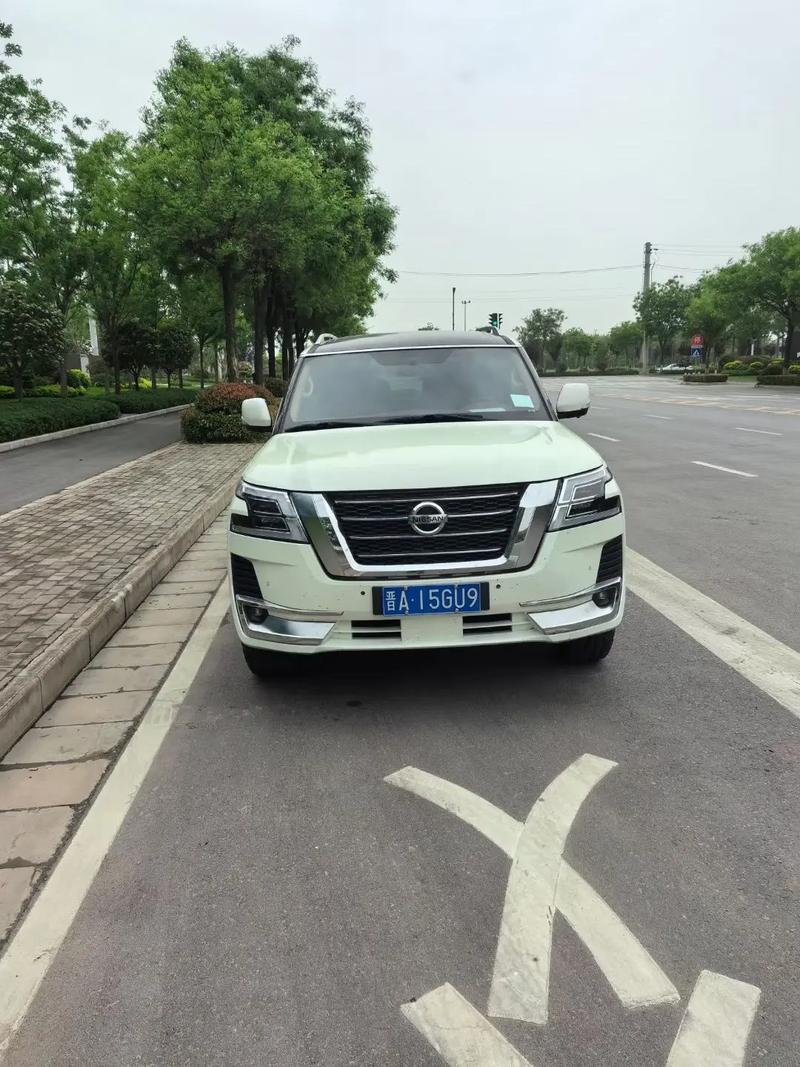 18款日产途乐Y62七座店内现车让利日产途乐最新配置详解实拍