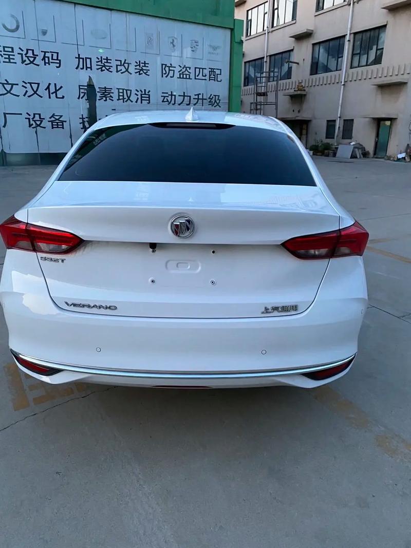 18款丰田酷路泽4600 GXR两气底挂17铁轮